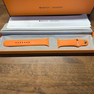 Hermès Authentic Rubber watch band orange 42-44mm